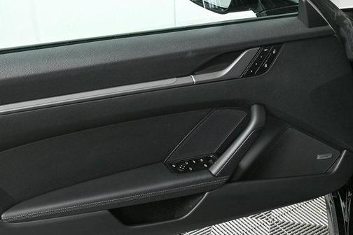 2025 Porsche 911 Carrera