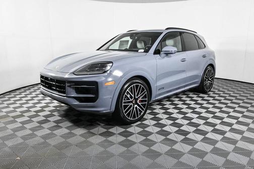 2026 Porsche Cayenne GTS