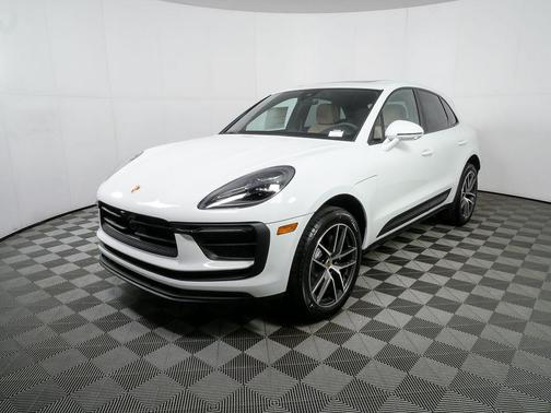 2026 Porsche Macan AWD