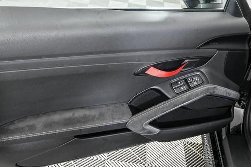 2016 Porsche Cayman GT4