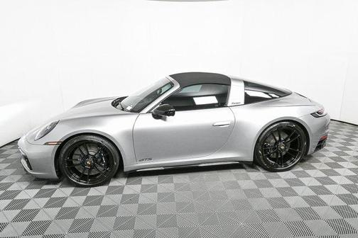 2024 Porsche 911 Targa 4 GTS