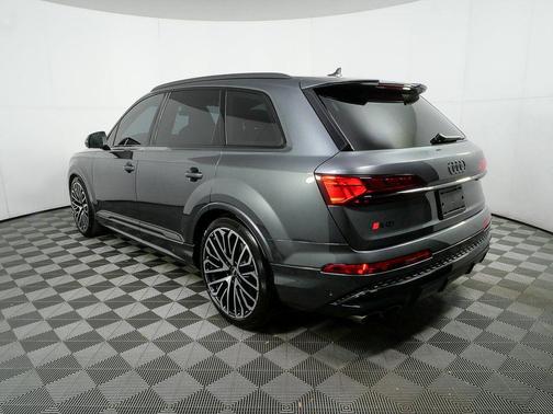 2026 Audi SQ7 4.0T Prestige