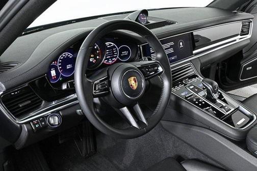2022 Porsche Panamera Platinum Edition