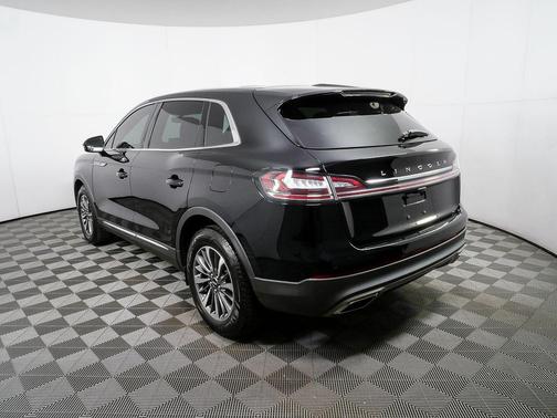 2021 Lincoln Nautilus Reserve