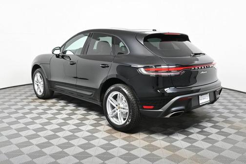 2026 Porsche Macan AWD