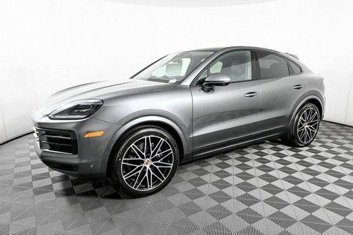 2025 Porsche Cayenne AWD