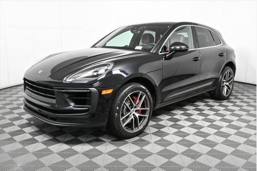 2022 Porsche Macan Base