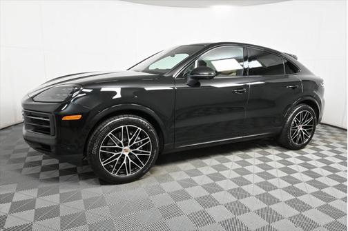 2025 Porsche Cayenne AWD