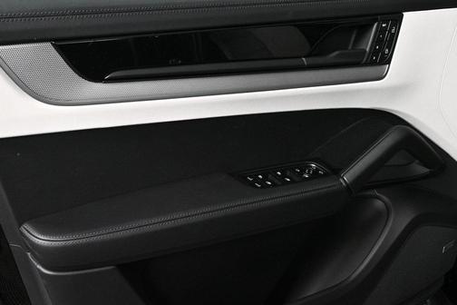 2025 Porsche Cayenne Cayenne