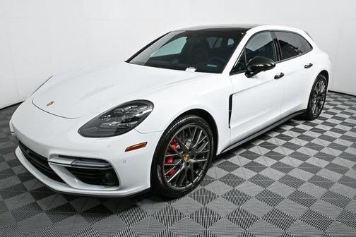 2018 Porsche Panamera Sport Turismo Turbo
