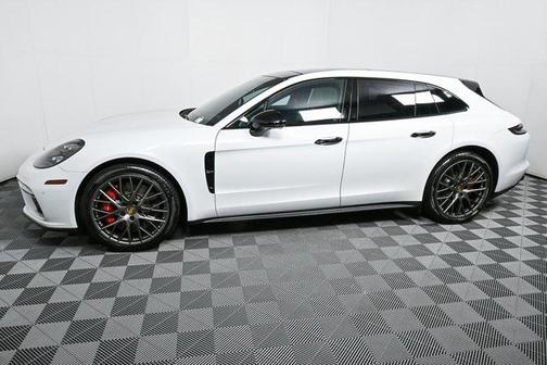 2018 Porsche Panamera Sport Turismo Turbo
