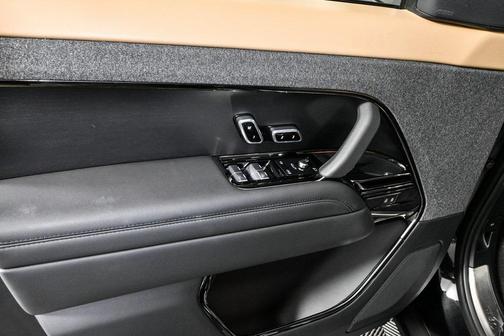 2024 Land Rover Range Rover Sport SE