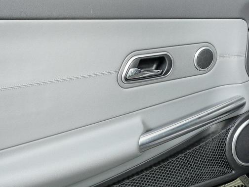 2005 Chrysler Crossfire Base