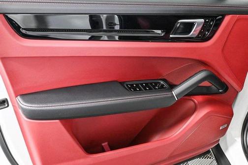 2021 Porsche Cayenne AWD