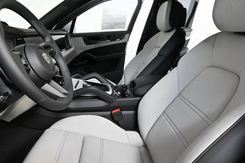 2026 Porsche Cayenne Turbo