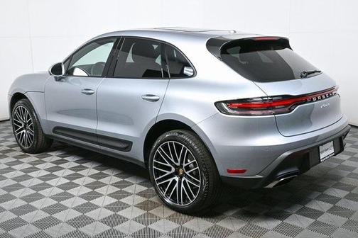 2026 Porsche Macan AWD