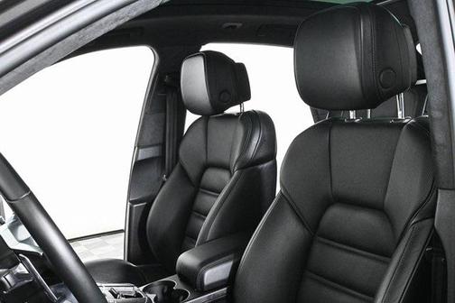 2018 Porsche Macan Turbo