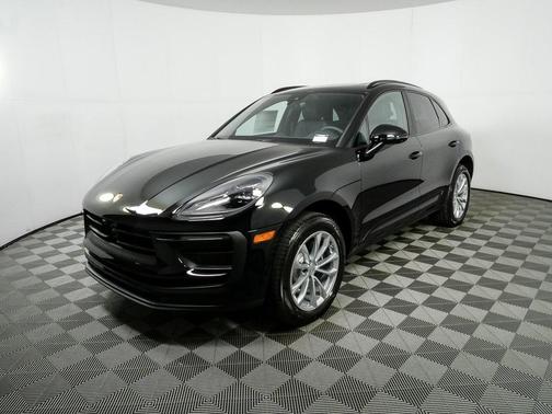 2026 Porsche Macan AWD