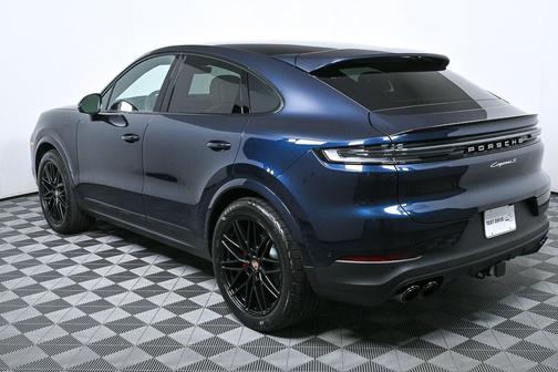 2025 Porsche Cayenne S