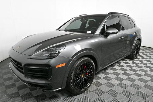 2023 Porsche Cayenne GTS