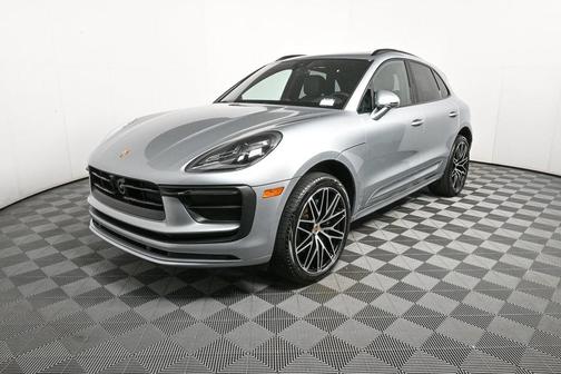 2025 Porsche Macan AWD