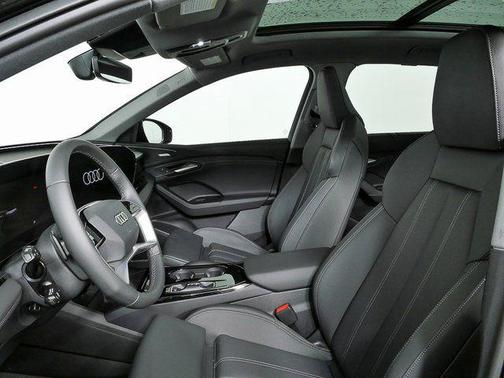 2025 Audi Q6 e-tron Prestige quattro