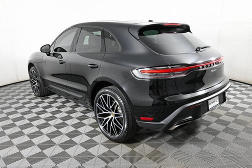 2023 Porsche Macan T
