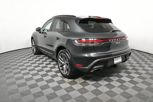 2026 Porsche Macan AWD