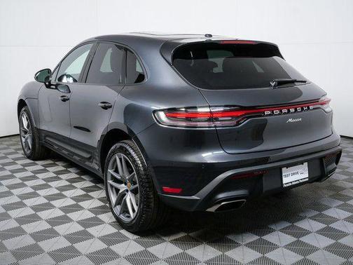 2026 Porsche Macan AWD