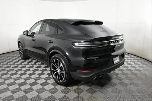 2024 Porsche Cayenne AWD