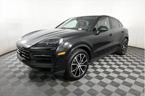 2024 Porsche Cayenne AWD