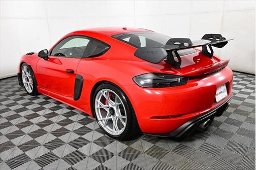 2024 Porsche 718 Cayman GT4 RS