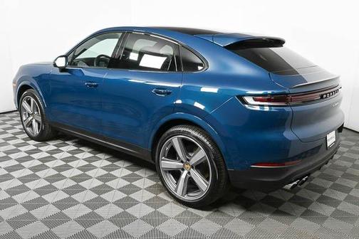 2024 Porsche Cayenne AWD