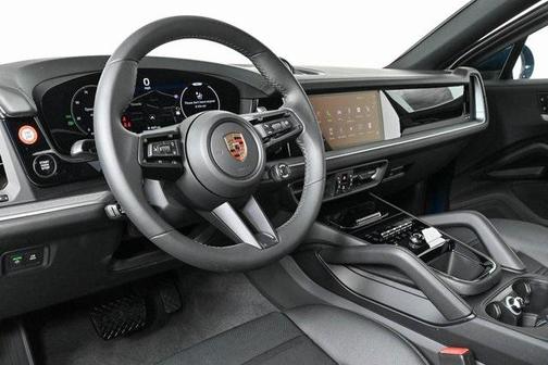 2024 Porsche Cayenne AWD