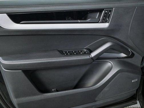 2024 Porsche Cayenne Cayenne