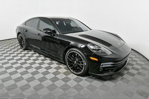 2021 Porsche Panamera Turbo S