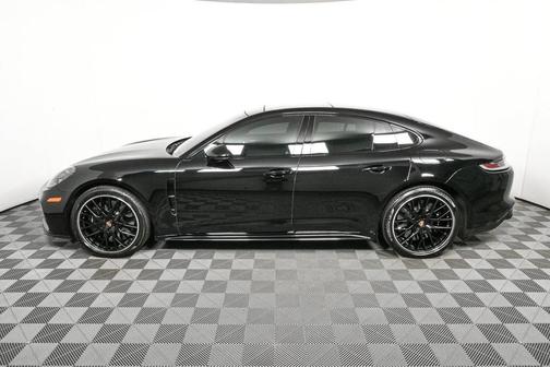 2021 Porsche Panamera Turbo S