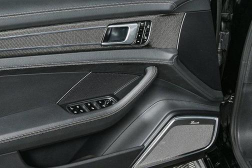 2021 Porsche Panamera Turbo S