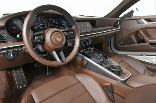 2024 Porsche 911 Carrera GTS