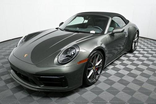 2024 Porsche 911 Carrera 4S Cabriolet