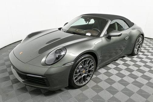 2022 Porsche 911 Carrera