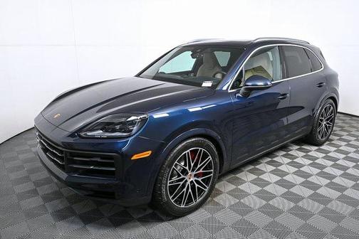 2025 Porsche Cayenne S