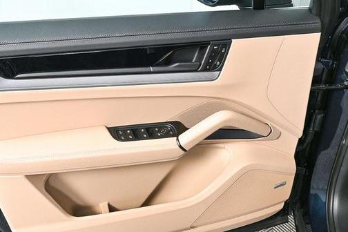 2025 Porsche Cayenne S