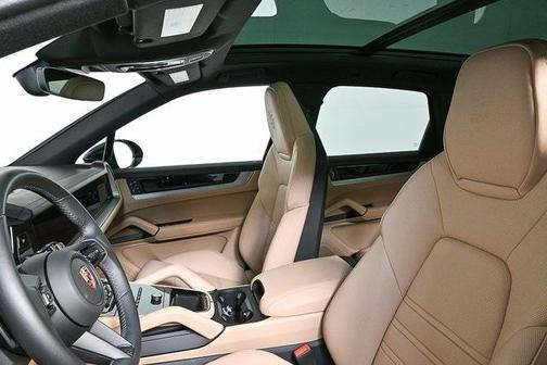 2025 Porsche Cayenne S