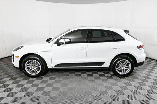 2021 Porsche Macan AWD