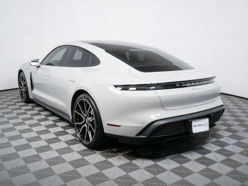 2024 Porsche Taycan RWD