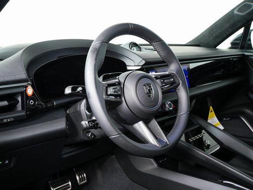 2026 Porsche Macan Turbo