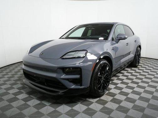 2026 Porsche Macan Turbo