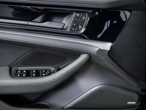 2026 Porsche Panamera RWD