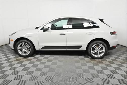 2021 Porsche Macan Base